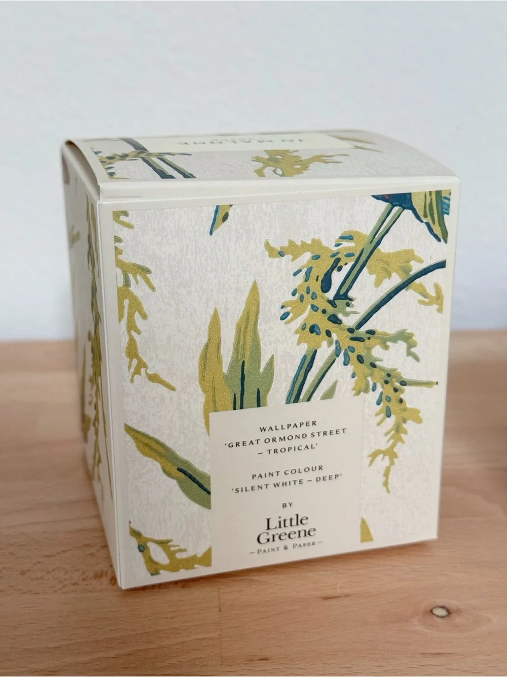 Jo Malone Little Greene English Pear & Freesia Scented Candle - Full Size